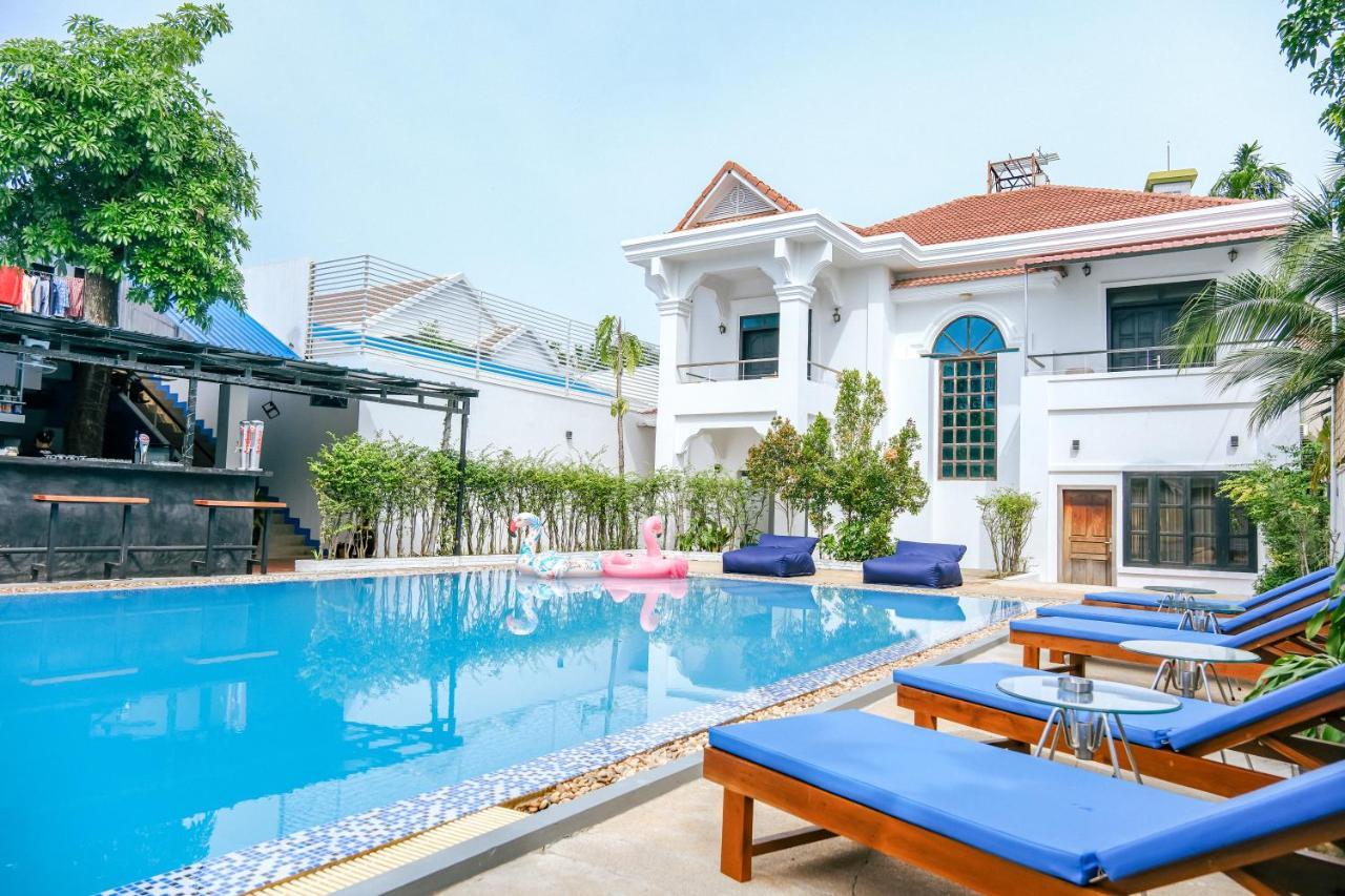 Queentown Hostel Siem Reap Luaran gambar