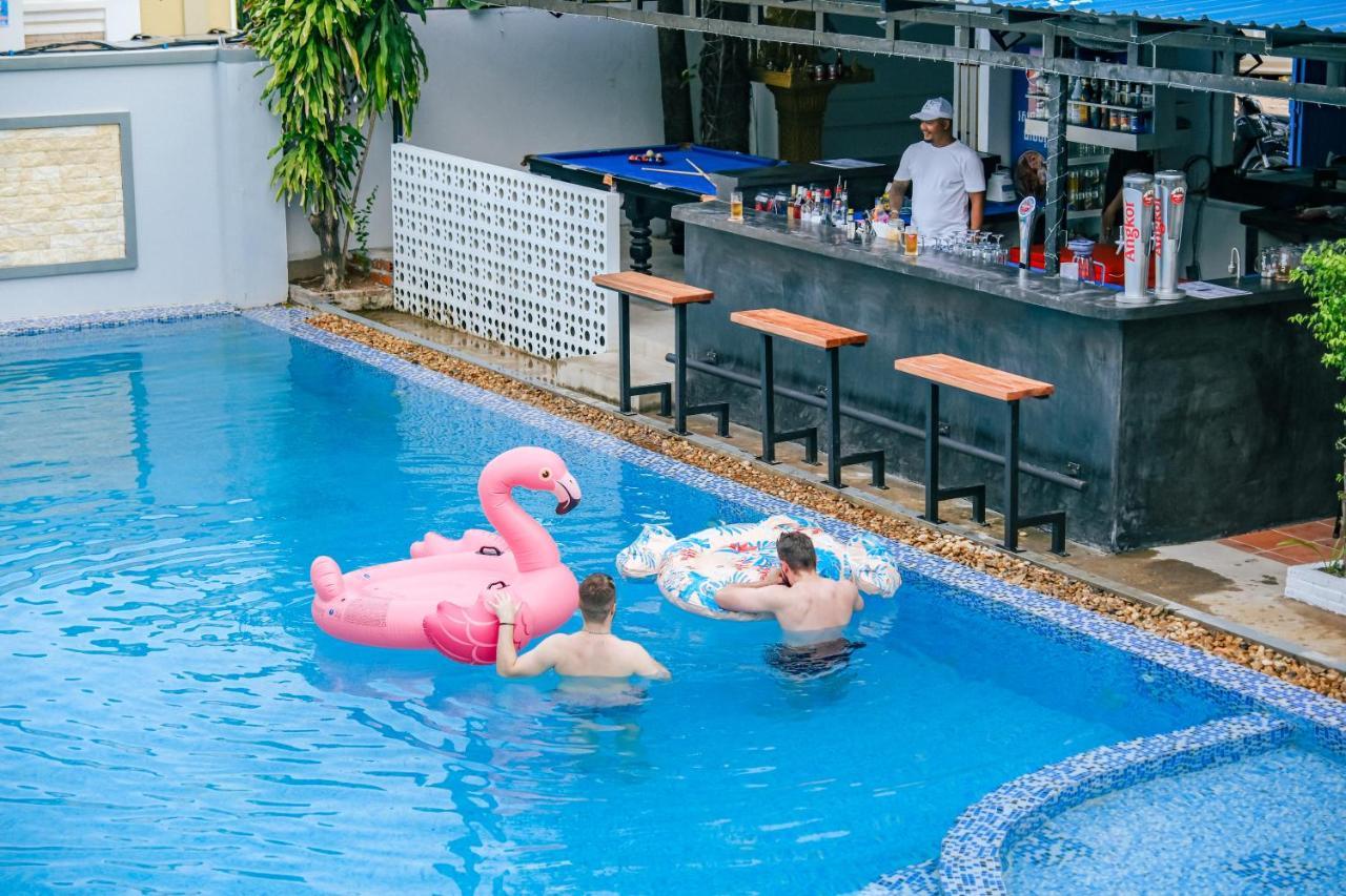 Queentown Hostel Siem Reap Luaran gambar